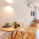Appartement D&s - Falling Leaves *