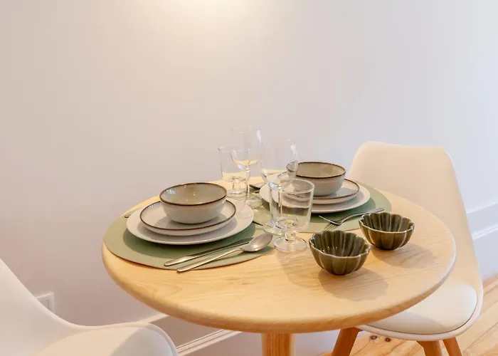 Apartment D&s - Falling Leaves Porto