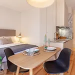 Apartamento D&s - Falling Leaves