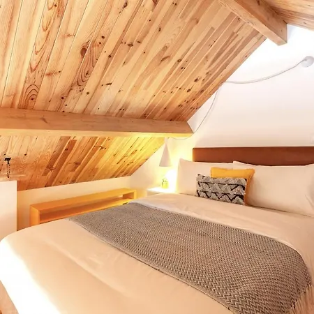 Lägenhet D&s - Falling Leaves *