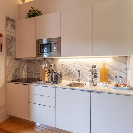 D&s - Falling Leaves