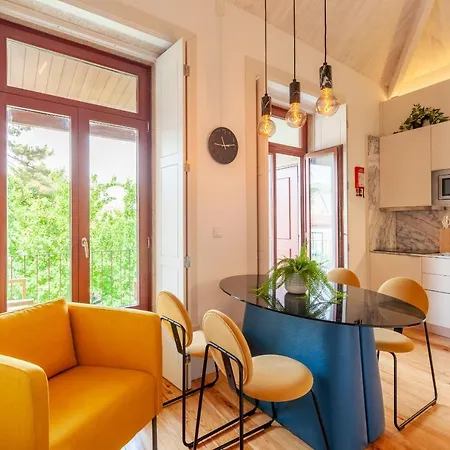 D&s - Falling Leaves *