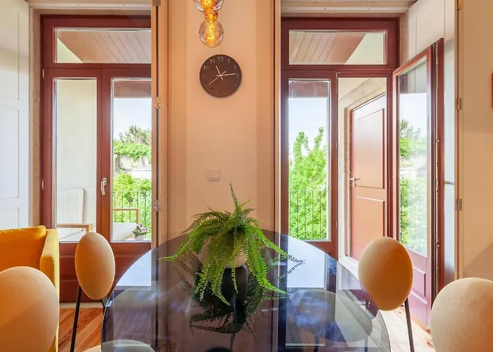 Apartamento D&s - Falling Leaves *