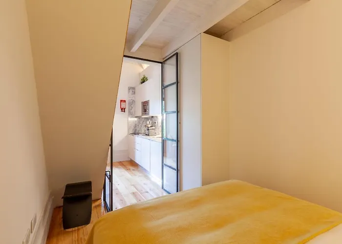 D&s - Falling Leaves