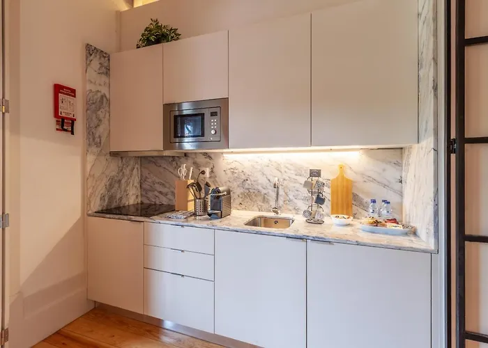 D&s - Falling Leaves