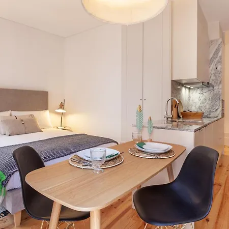 Appartement D&s - Falling Leaves