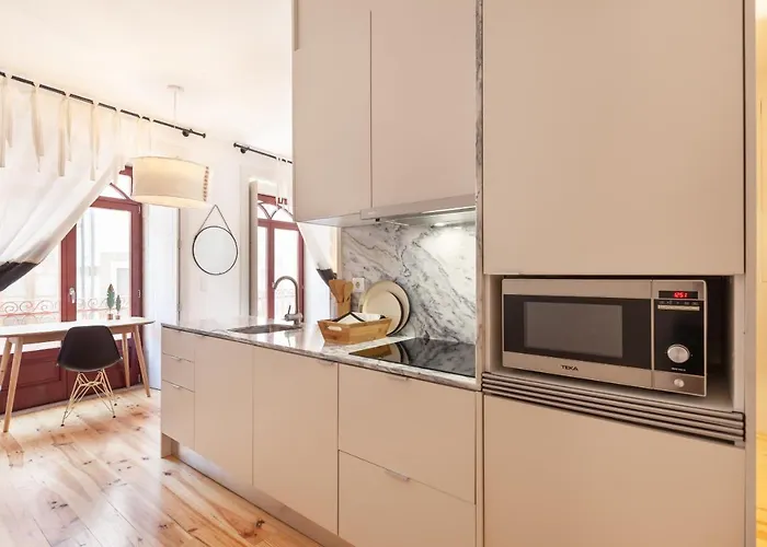 D&s - Falling Leaves