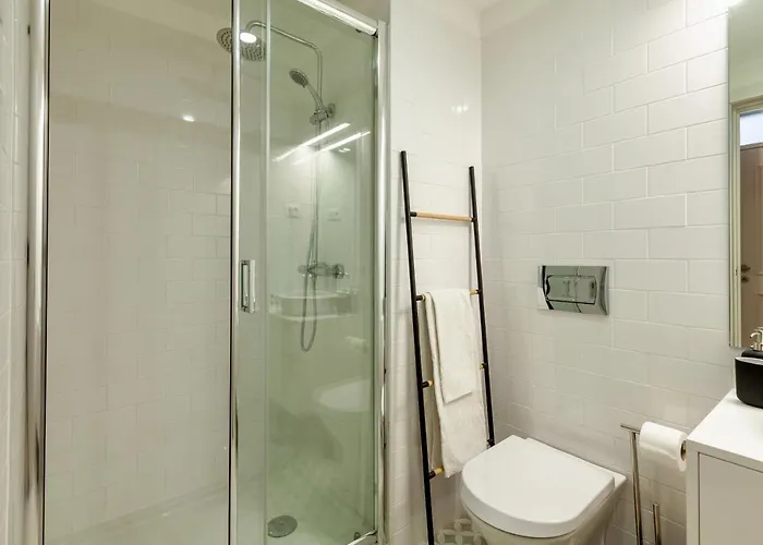 D&s - Falling Leaves