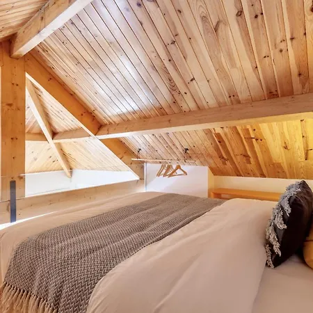 D&s - Falling Leaves Daire *